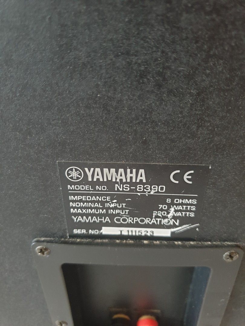 Yamaha Speakers Floorstanding (model NS8390), Audio, Soundbars