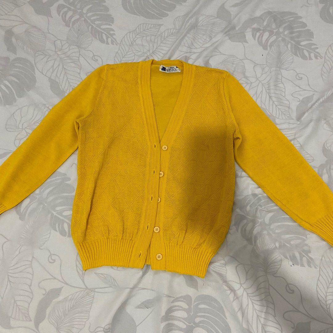 Yellow cardigan (Category: Coats, Jackets and Outerwear) located in Legazpi City. Submitted by cb0903 (Listing ID 1216139324, Image 1). Description: Fits small to med Meet up: SM Legazpi If ship: LBC COP (P95) Rfs: moving to canada in June.