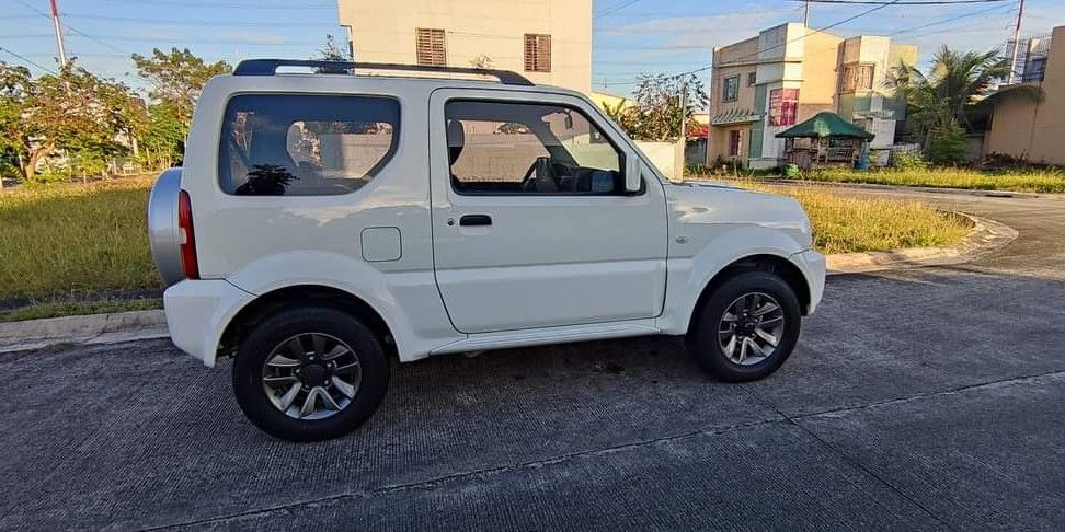 2017 Suzuki JIMNY JLX 4x4 Auto, Cars for Sale, Used Cars on Carousell