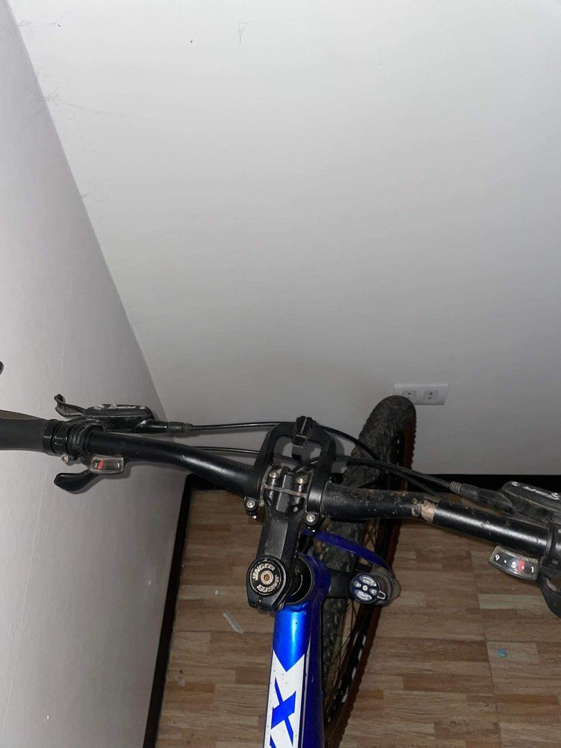 hyx mountain bike specs