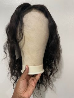 20 inches HUMAN HAIR WIG  / REMI HAIR