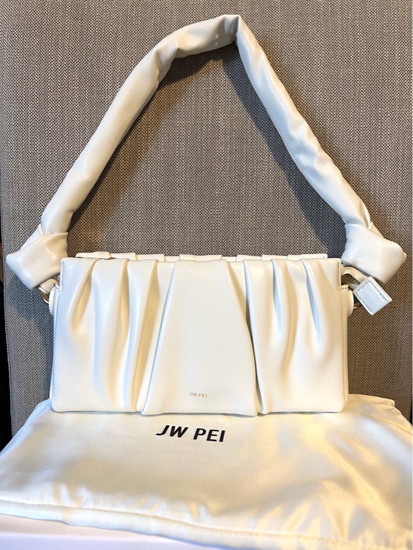 99 New JW PEI Mila Shoulder Bag Ivory