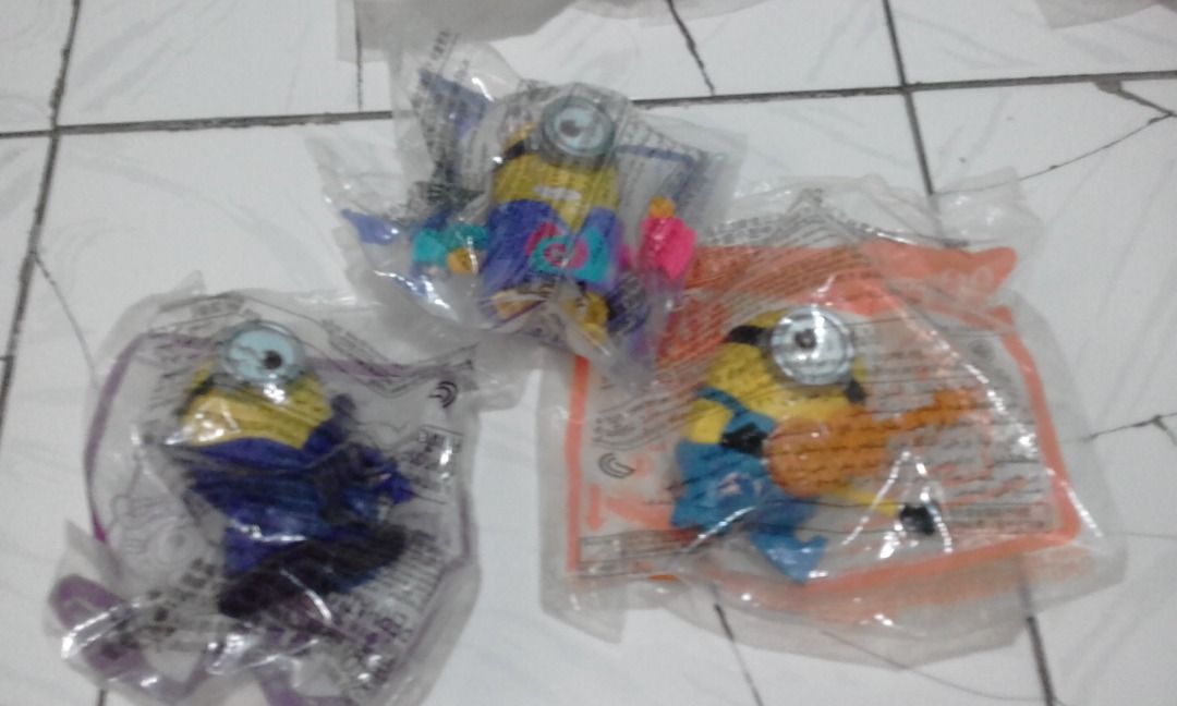 *** MCDONALDS & JOLLIBEE FOR SALE *** (Category: Character Goods) located in Manila. Submitted by daisuke_kirigaya (Listing ID 1212912701, Image 1). Description: PTPA *** MCDONALDS & JOLLIBEE FOR SALE *** Note : - CROSS-POSTED - LAST PRICE POSTED - ALL SEALED - NEW OLD STOCK MCDO HAPPY MEAL TOYS 2014 MARIO WITH PIPE -200 2015 GUITAR STRUMMING STUART MINION -150 2015 GROOVY STUART MINION -150 * 2018 SPIDER HAM -200 * 2019 TAKE OFF LAUNCHER SNOOPY 