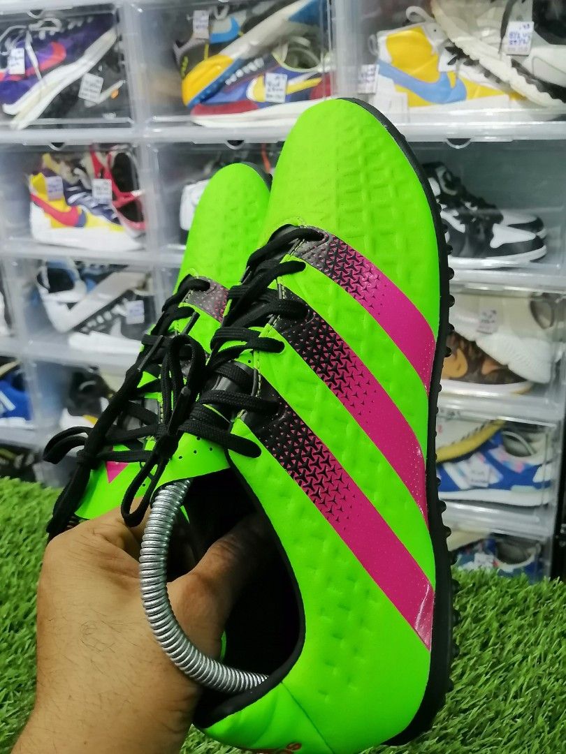 Kasut futsal adidas ace top