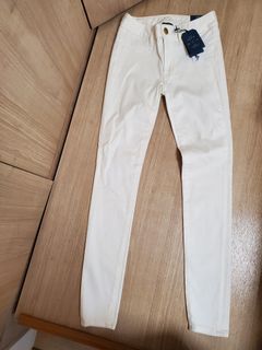 （分類：）位於 。 由 cww39chiu 提交（商品編號 1212856088，圖片 1）。簡介： 。