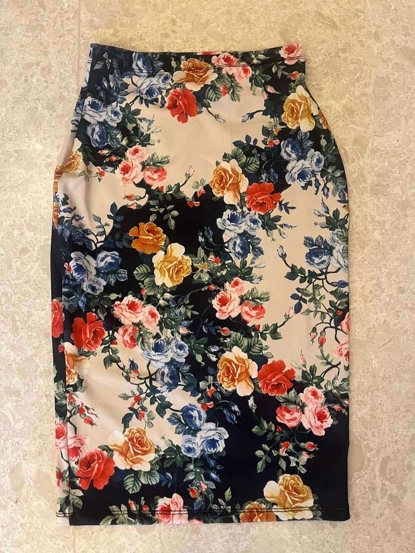 ASOS Petite Floral pencil Skirt Women s Fashion Bottoms Skirts