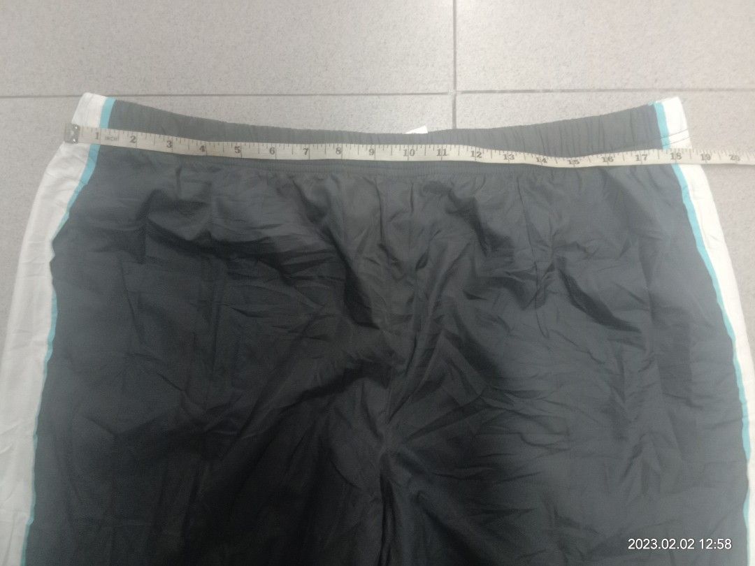 Athletic works nylon windbreaker pants 38-40 (Category: Joggers) located in Manila. Submitted by ver091 (Listing ID 1212854583, Image 3). Description: ok.