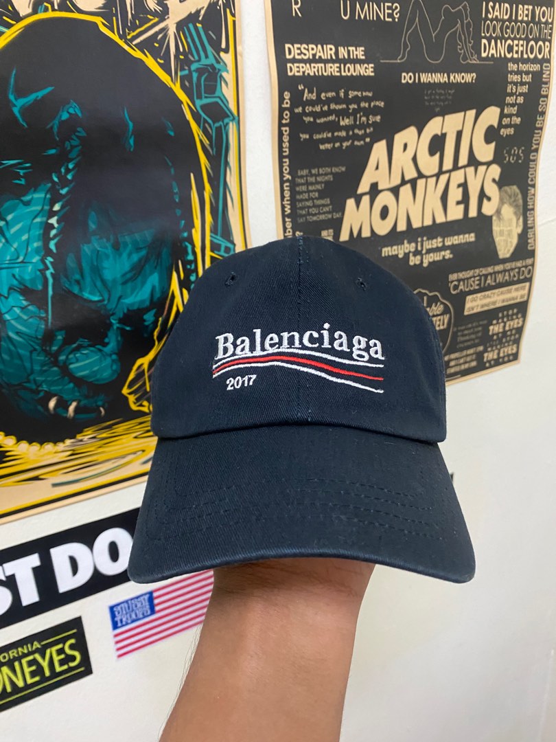 balenciaga cap used