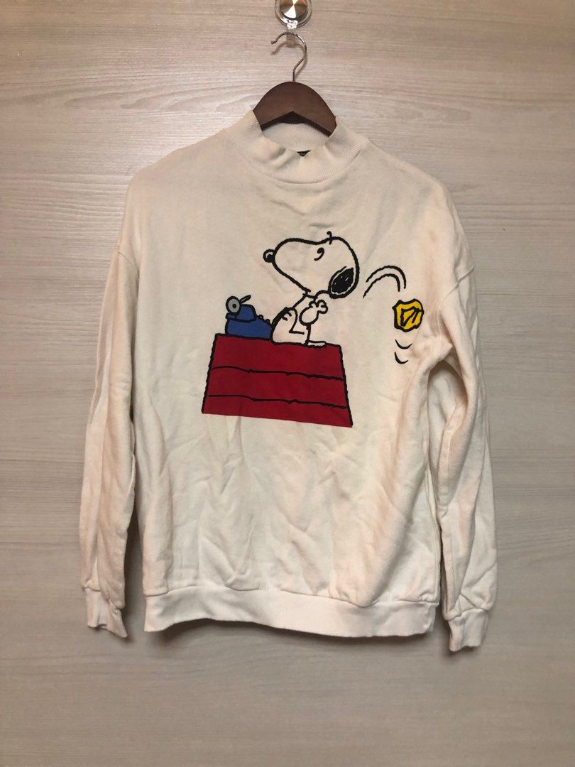 Bershka snoopy sweatshirt 2025