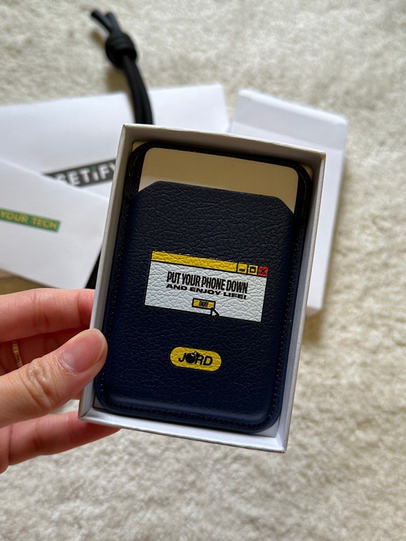 Brand new casetify MagSafe wallet, Mobile Phones & Gadgets, Mobile