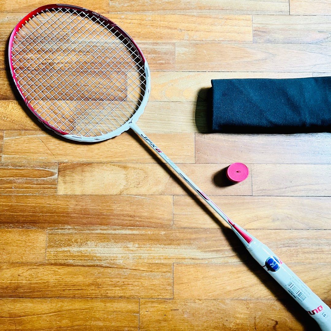 [Bundle] Brand New Mizuno JPX 8 Flash Badminton Racket strung with Li Ning No. 1 Badminton