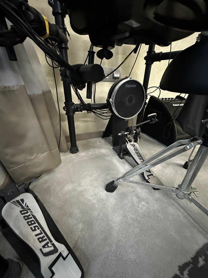 Carlsbro CSD400 Mesh Electronic Drum Kit (with stool) and EDA30 Drum