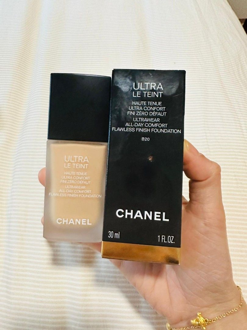 CHANEL, Makeup, New Chanel Ultra Le Teintultrawear Allday Comfort Flawless  Finish Foundation