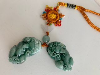 Chinese mythical fortune-bearing creatures “Pi Xiu”