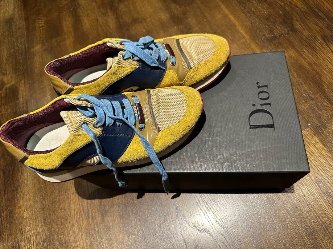 Christian dior shors store