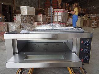 EP-31 Commercial Single deck Oven with tray