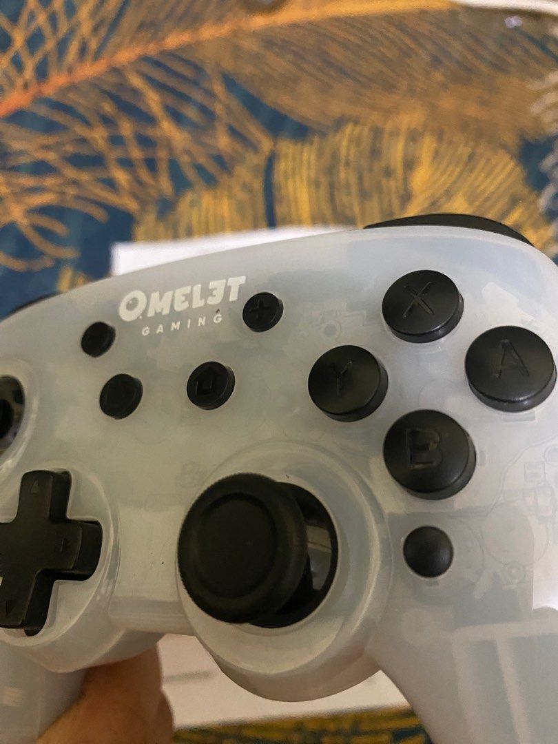 Controller Nintendo Switch (Category: Controllers) located in Kuala Lumpur. Submitted by just4bundle (Listing ID 1212940165, Image 3). Description: ORGINAL Brand Omelet Gaming controller Conditons 9.9./10 Tkde masalah Drift . Retail Price Rm139 Price : Rm 100 Reason Sell : Cuci tangan nintendo #Joycon switch #Nintendo game #Switch Oled #Pro controller #V1 Nintendo #V2nintendo #Joystick nintendo #Supermario nintendo.