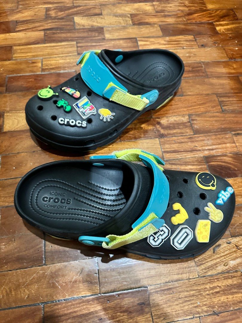 Crocs on sale robinsons magnolia
