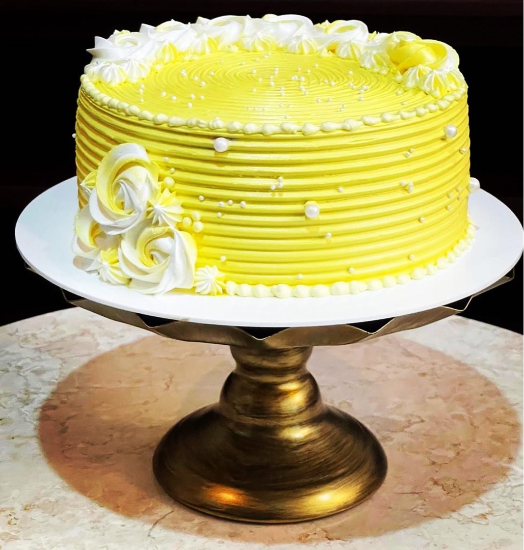 Customise Halal Cakes and cupcakes, Food & Drinks, Homemade Bakes on Carousell