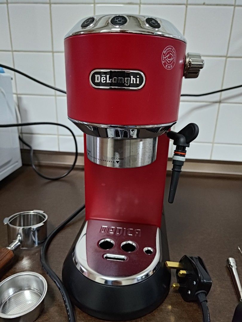 Delonghi Dedica with additional accessories, TV & Home Appliances