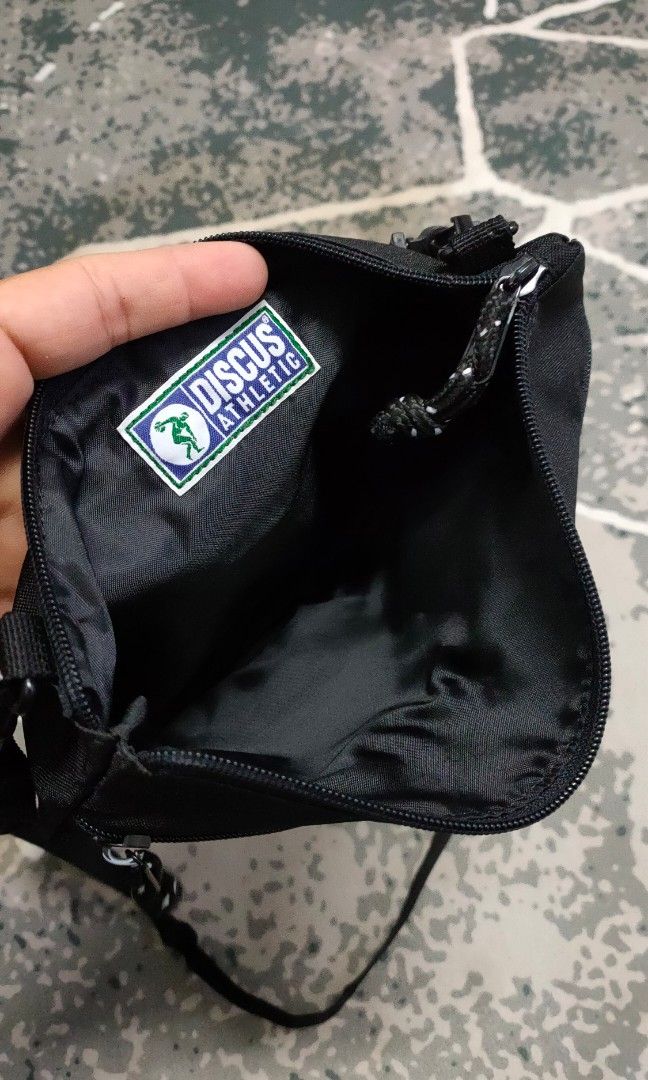 DISCUS ATHLETIC SLING BAG Men s Fashion Bags Sling Bags on