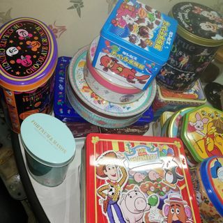 Disney tin cans, others