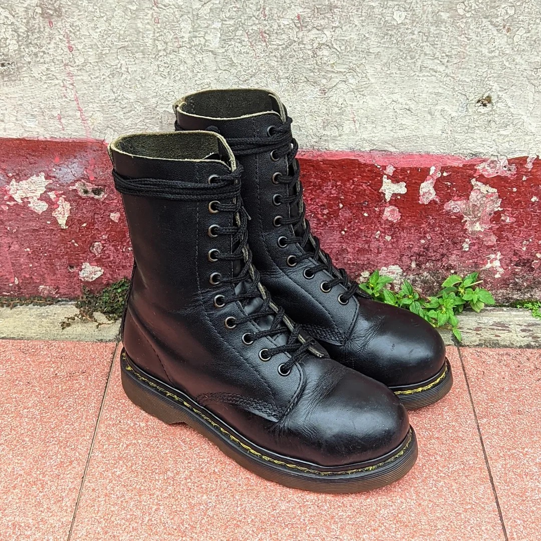Dr.Martens 1919 Vintage Steel Toe MIE Fesyen Pria Sepatu Sepatu Boot di Carousell