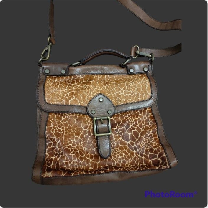 Fossil giraffe bag 2025