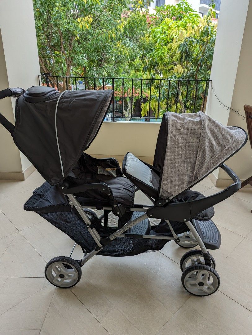 Graco duoglider multi child stroller, Babies & Kids, Going Out