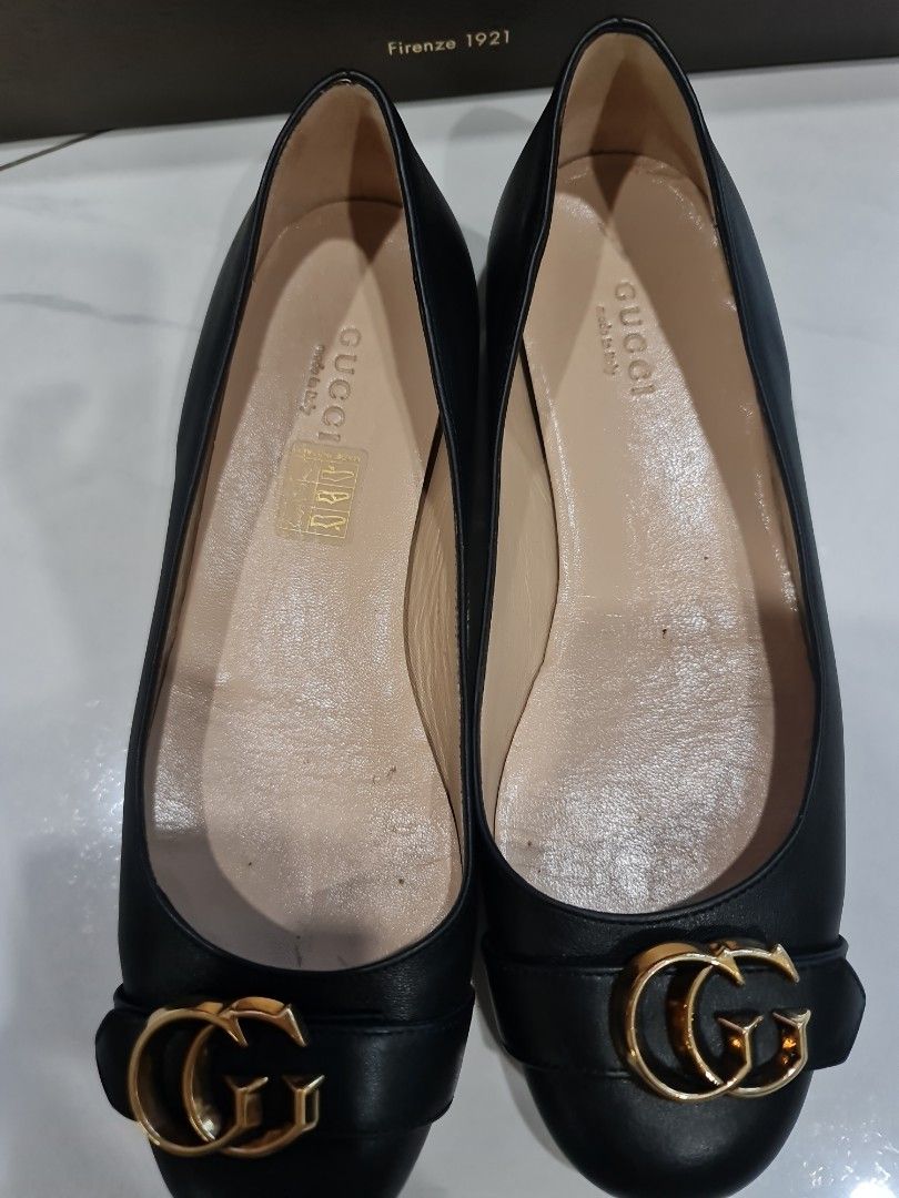 Gucci black hot sale flat shoes