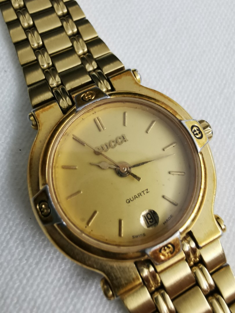 Gucci Vintage 9200L, Women's Fashion, Watches & Accessories, Watches on ...