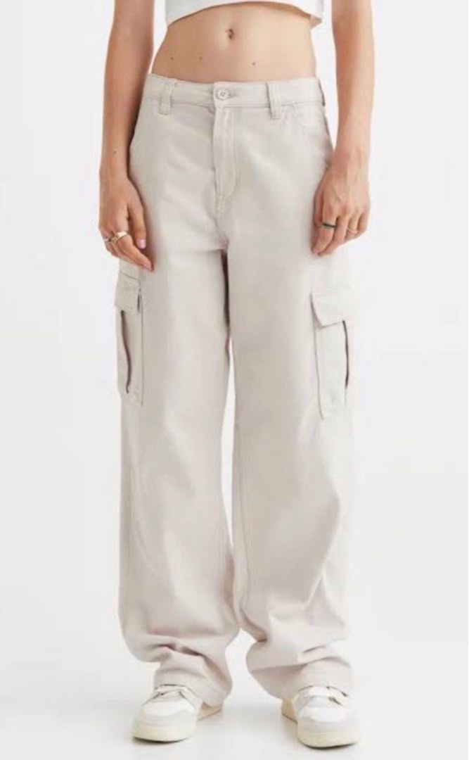 H&m beige cheap cargo pants