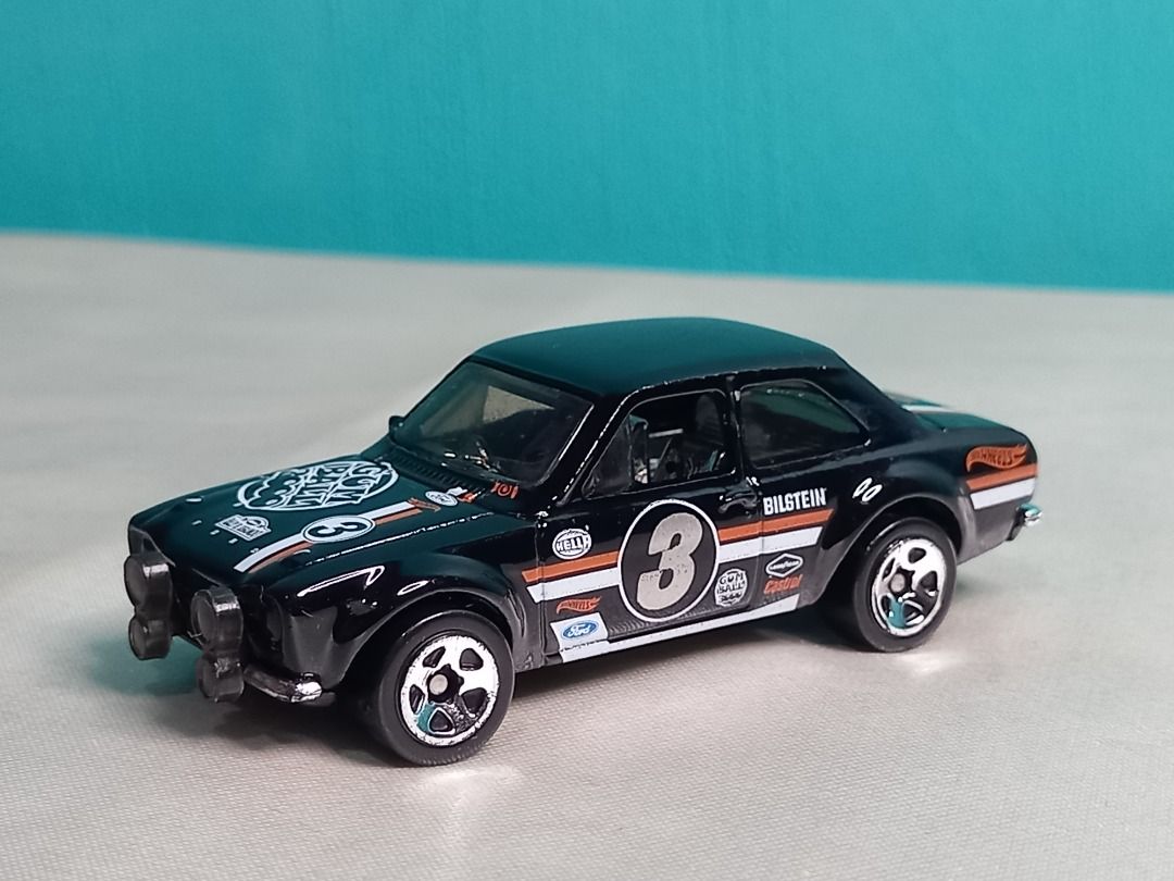 Hot wheels 70 clearance ford escort rs1600 gumball