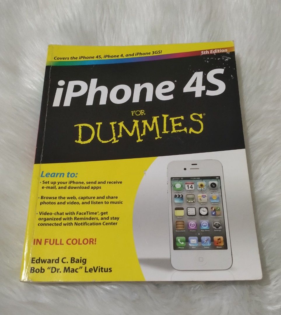 Iphone 4S for Dummies (Category: Textbooks) located in Muntinlupa City. Submitted by pick.a.buks (Listing ID 1212897947, Image 1). Description: large soft bound, 300 pages.