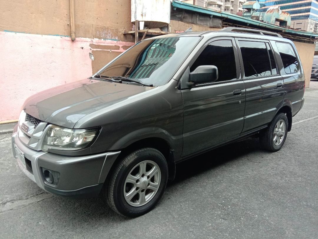 isuzu-crosswind-cars-for-sale-used-cars-on-carousell