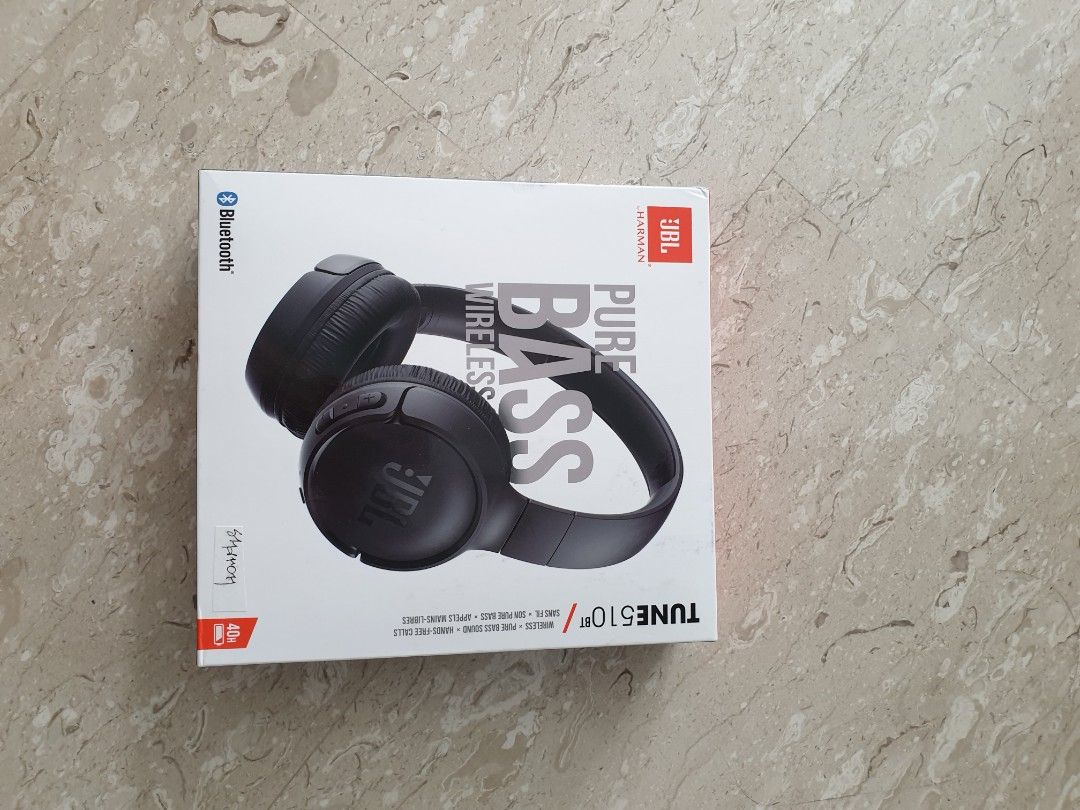 JBL Wireless Headphone, Audio, Headphones & Headsets on Carousell