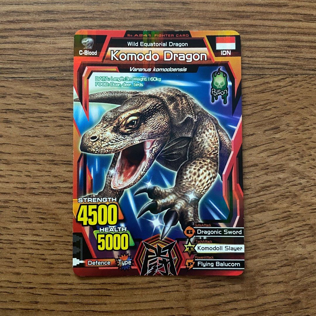 Kartu Animal Kaiser Fighter Komodo Dragon Bear Beetle Mantis, Toys