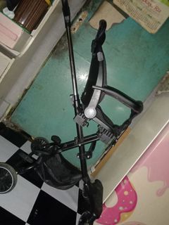 Kereta Dorong Baby Stroller Magic Exotic LW 126 Hitam