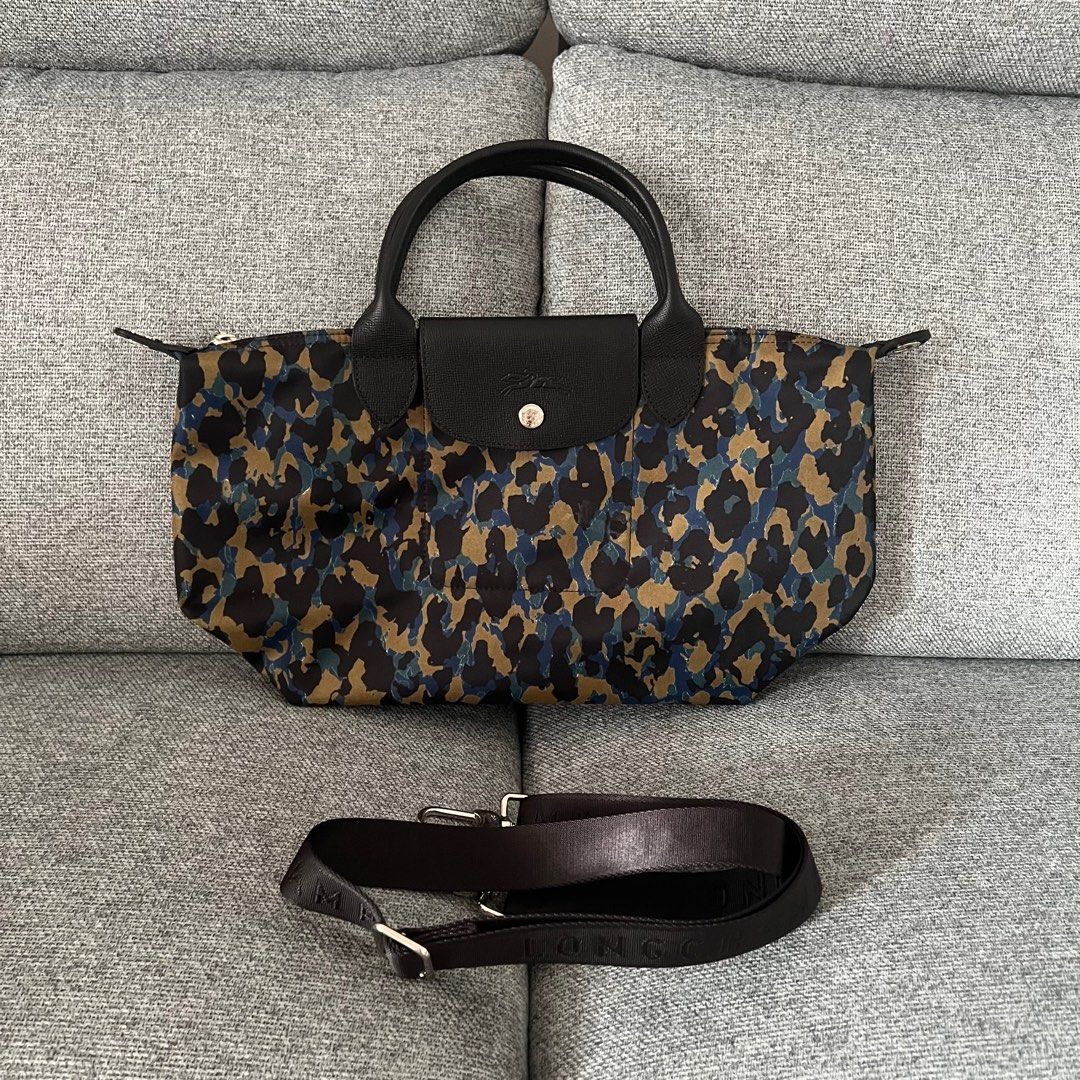 Longchamp Le Pliage Clutch Bag, Luxury, Bags & Wallets on Carousell