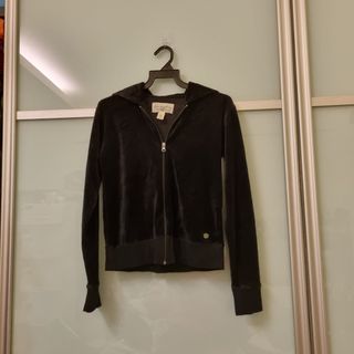 (Category: ) located in . Submitted by LbkSG (Listing ID 1212931119, Image 1). Description: .