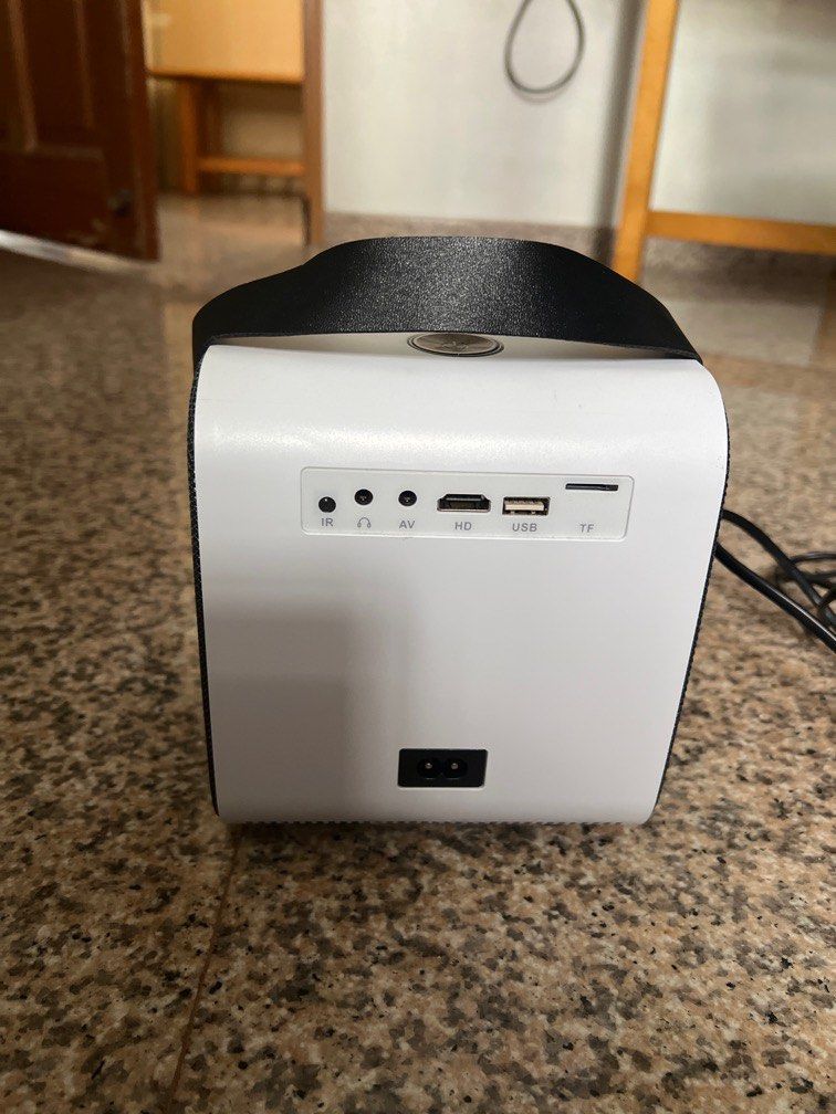 Lumos Ray Projector (not smart version), TV & Home Appliances, TV