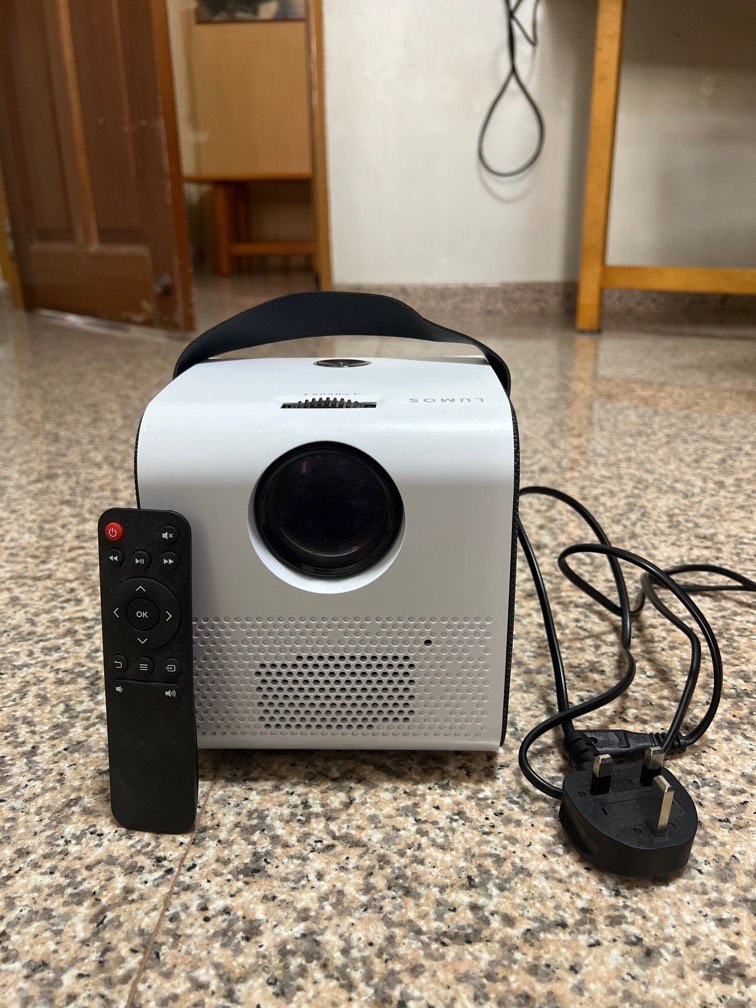 Lumos Ray Projector (not smart version), TV & Home Appliances, TV