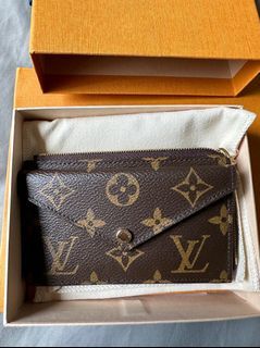 Tootsie Roll Monogram Canvas Louis Vuitton, Luxury, Bags & Wallets on  Carousell