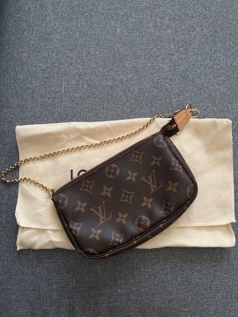 Authentic LV Bucket Pochette Monogram, Luxury, Bags & Wallets on Carousell