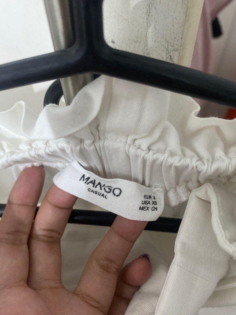 Mango Culottes Trouser (Category: Other Bottoms) located in Bacoor. Submitted by decluteringaj (Listing ID 1212991882, Image 2). Description: Not my style! Bought for 1,990 in Zalora, selling for 1k only! .
