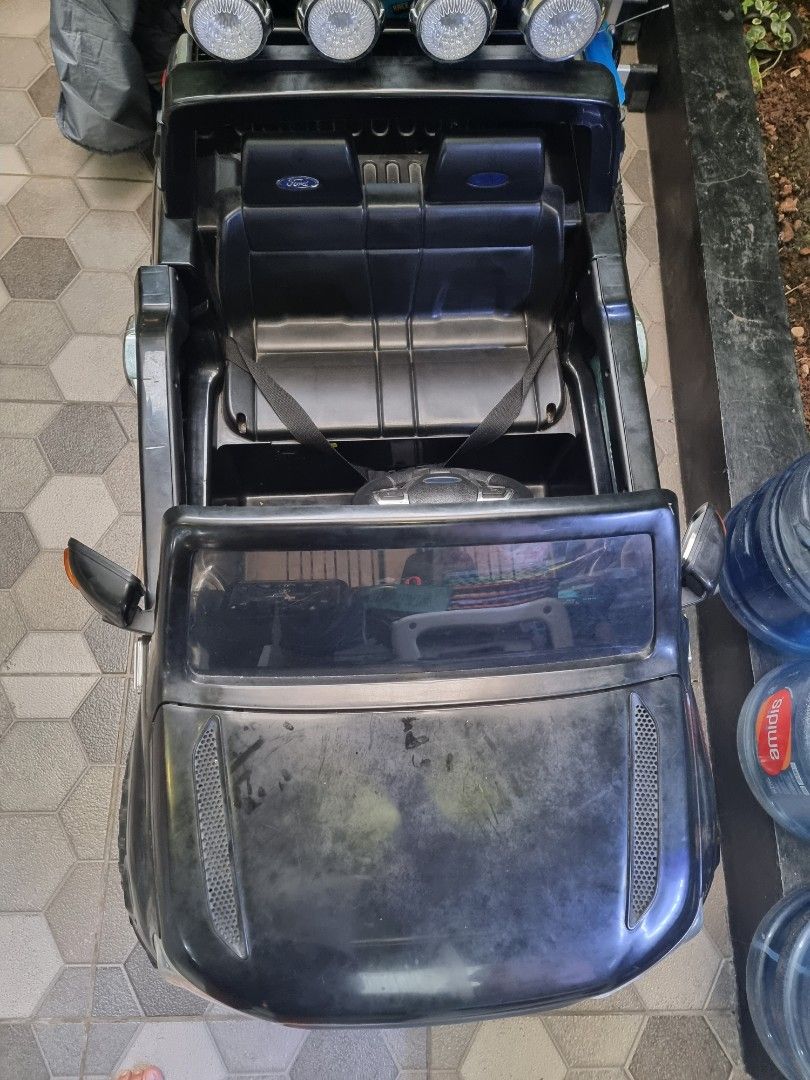 Jual cepat, Mobil Aki Ford Ranger Licensed F150, Toys & Collectibles