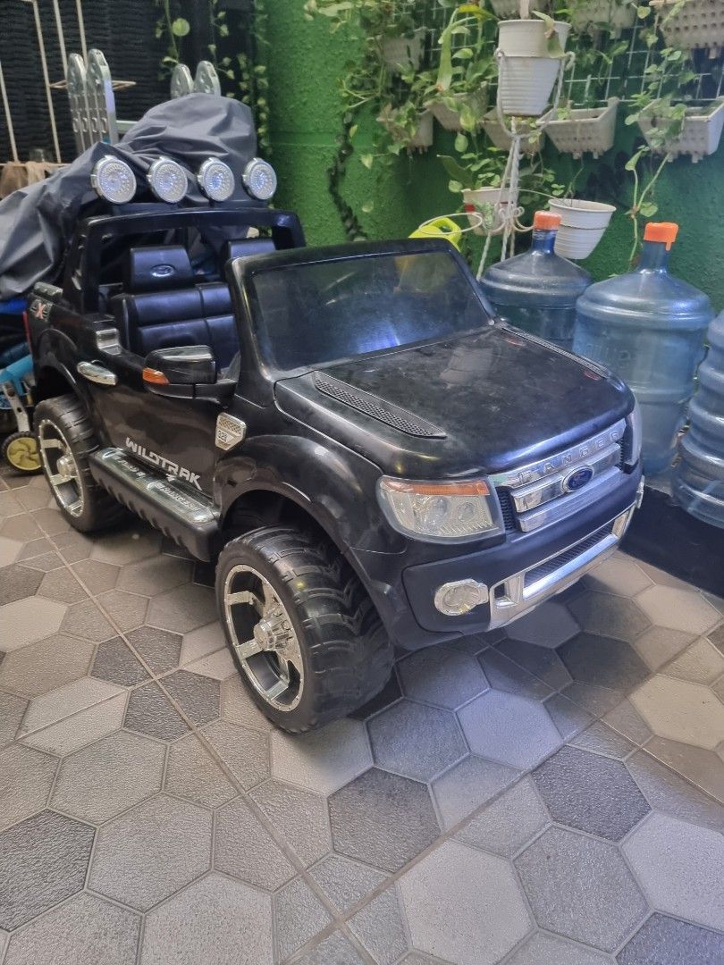 Jual cepat, Mobil Aki Ford Ranger Licensed F150, Toys & Collectibles