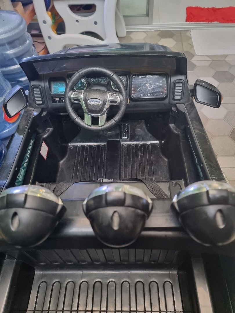 Jual cepat, Mobil Aki Ford Ranger Licensed F150, Toys & Collectibles