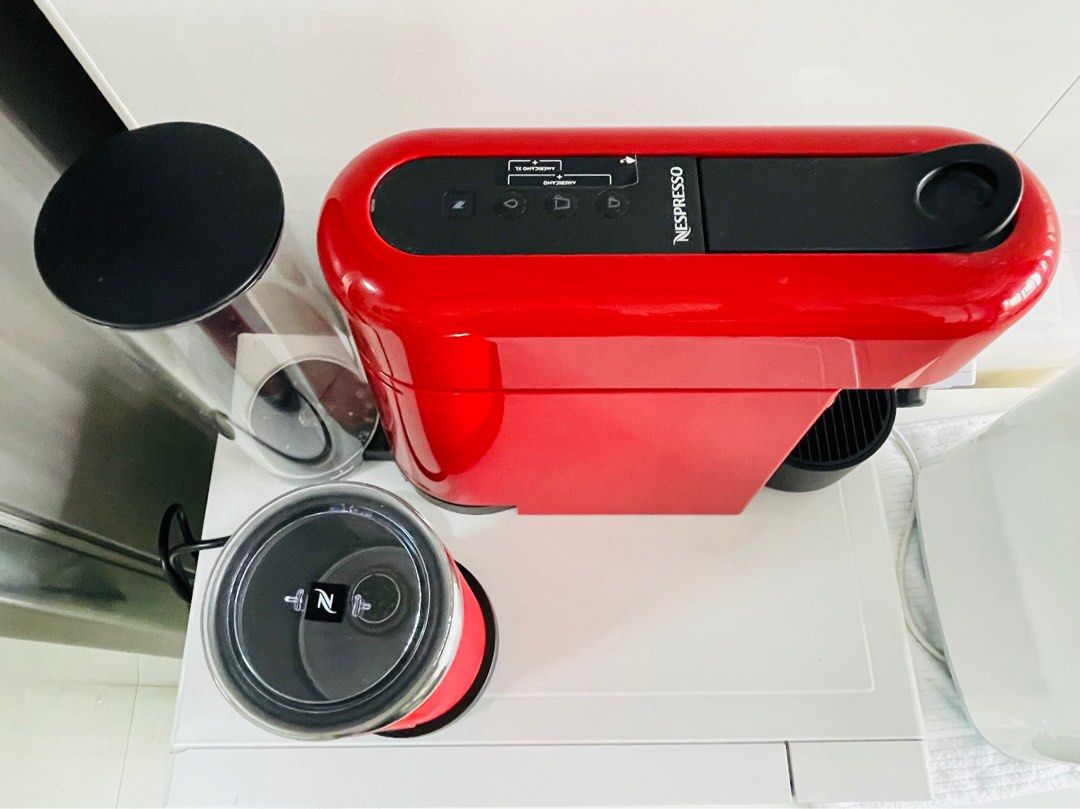 Nespresso Essenza Plus Coffee Machine, Cherry Red with Aeroccino 3 Milk