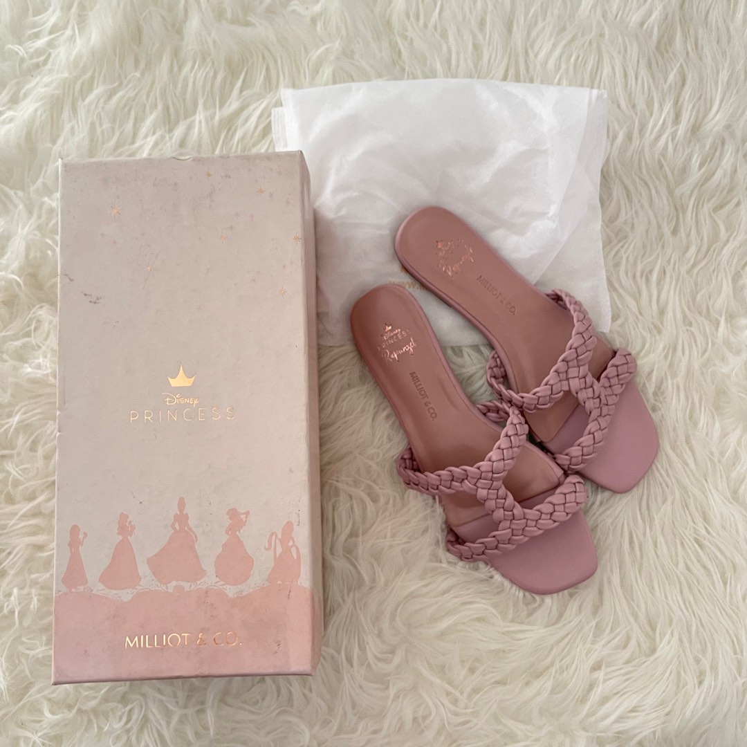 (NETT) NEW! Milliot Co Disney Princess Rapunzel My New Dream Sandals  Lilac Purple Flip Flops